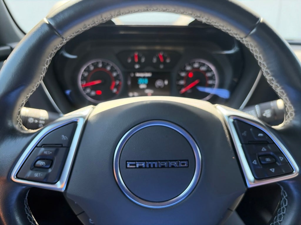 Thumbnail: 2018 Chevrolet Camaro - 9
