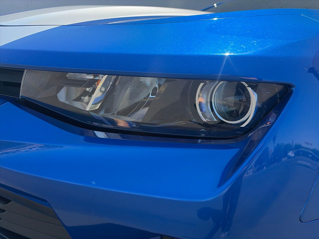 Thumbnail: 2018 Chevrolet Camaro - 18