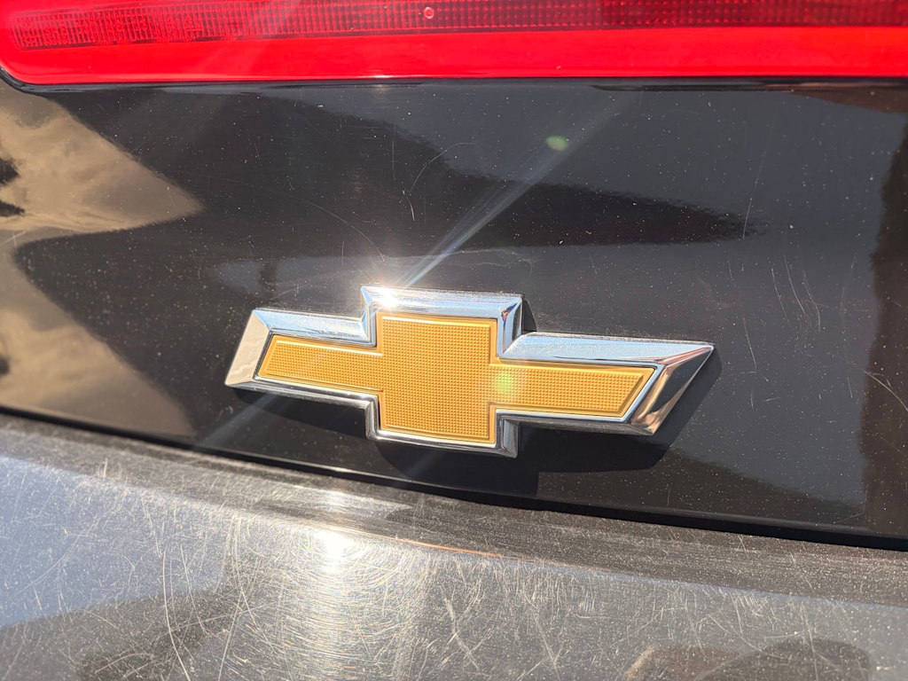 Thumbnail: 2023 Chevrolet Camaro - 20