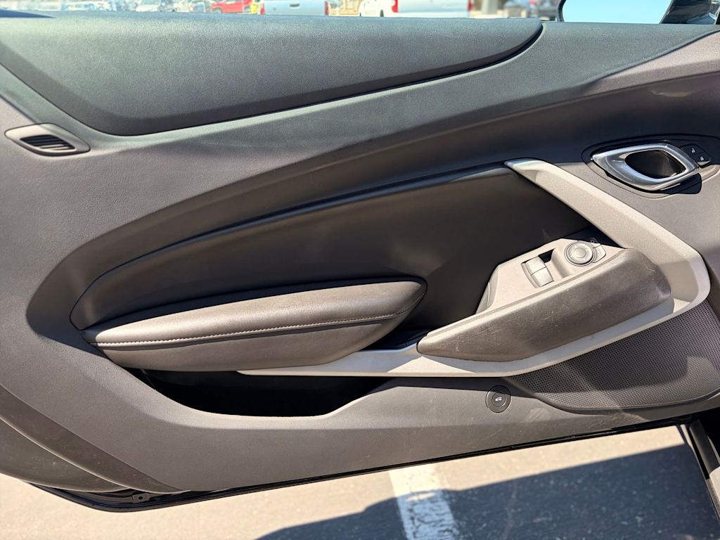 Thumbnail: 2023 Chevrolet Camaro - 26