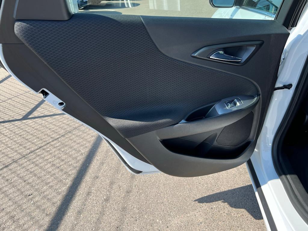 Thumbnail: 2023 Chevrolet Malibu - 29