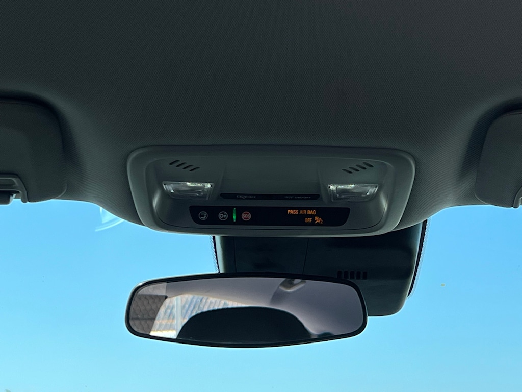 Thumbnail: 2023 Chevrolet Malibu - 36