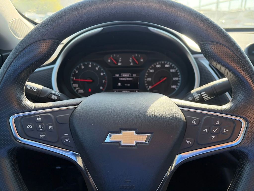 Thumbnail: 2024 Chevrolet Malibu - 31