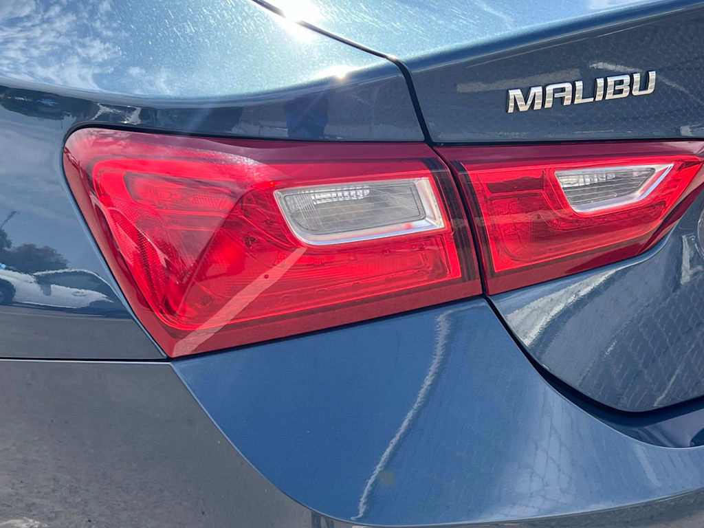 Thumbnail: 2024 Chevrolet Malibu - 28