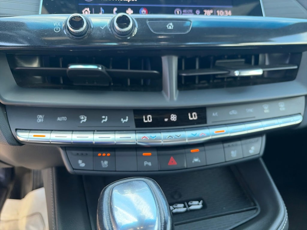 Thumbnail: 2024 Cadillac CT4 - 10