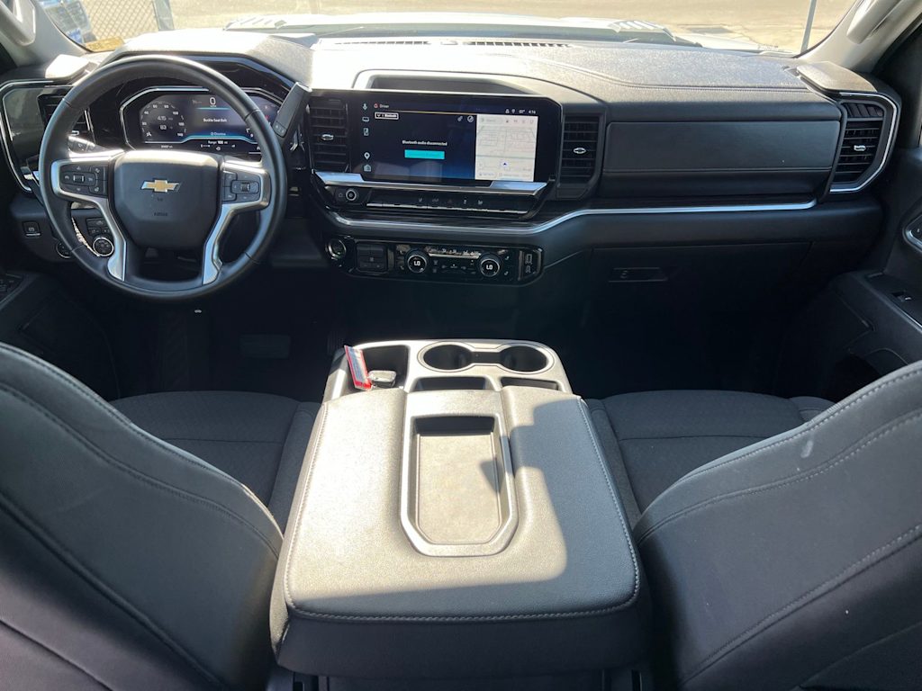 Thumbnail: 2025 Chevrolet Silverado 2500 - 13