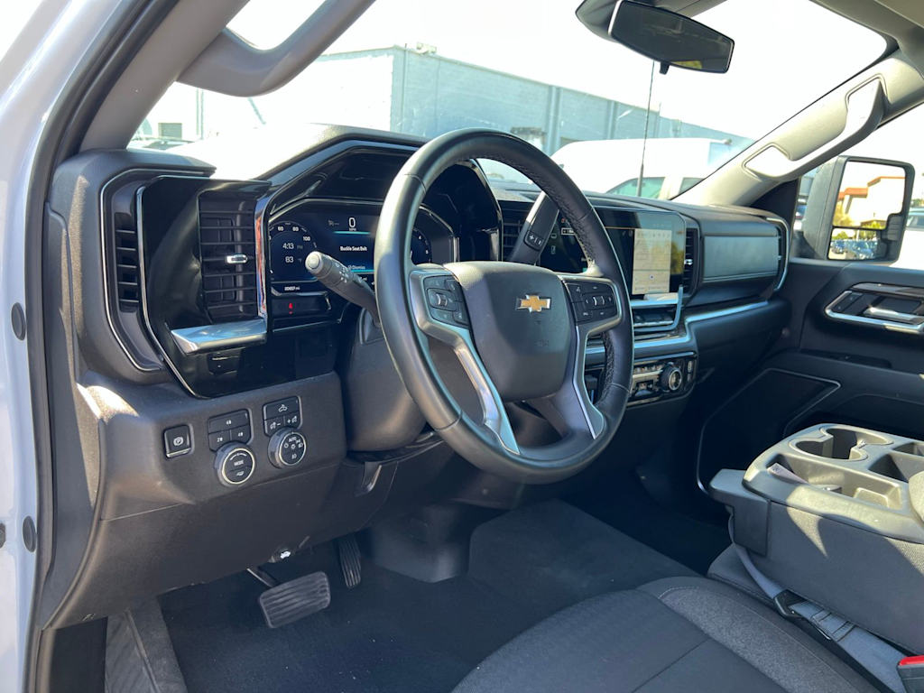 Thumbnail: 2025 Chevrolet Silverado 2500 - 2