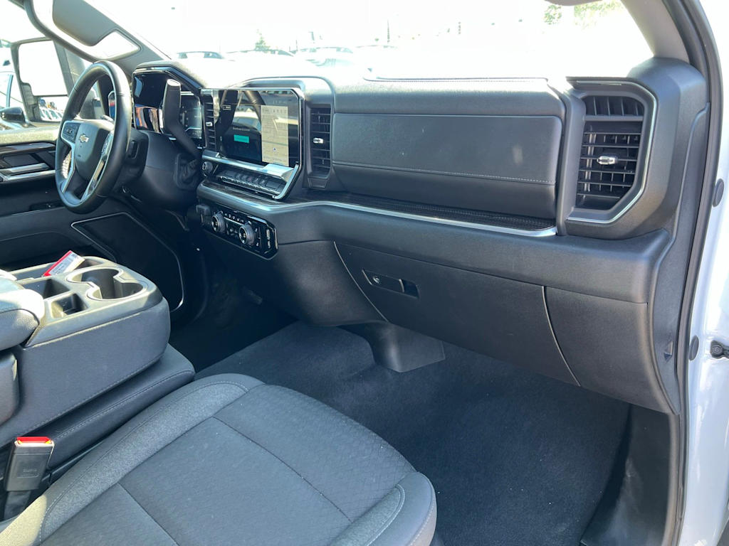 Thumbnail: 2025 Chevrolet Silverado 2500 - 9