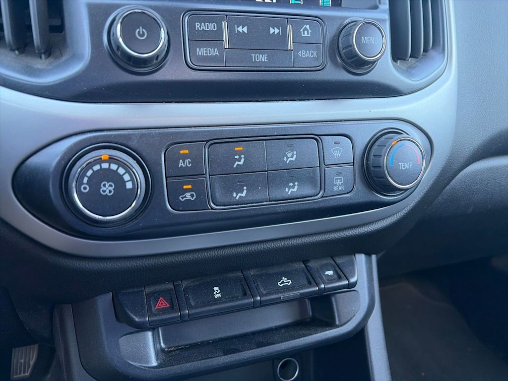 Thumbnail: 2018 Chevrolet Colorado - 31