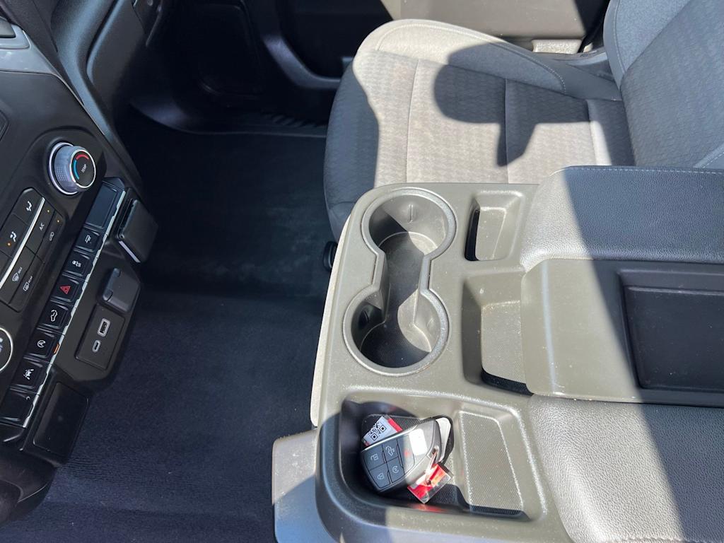 Thumbnail: 2022 Chevrolet Silverado 1500 - 16