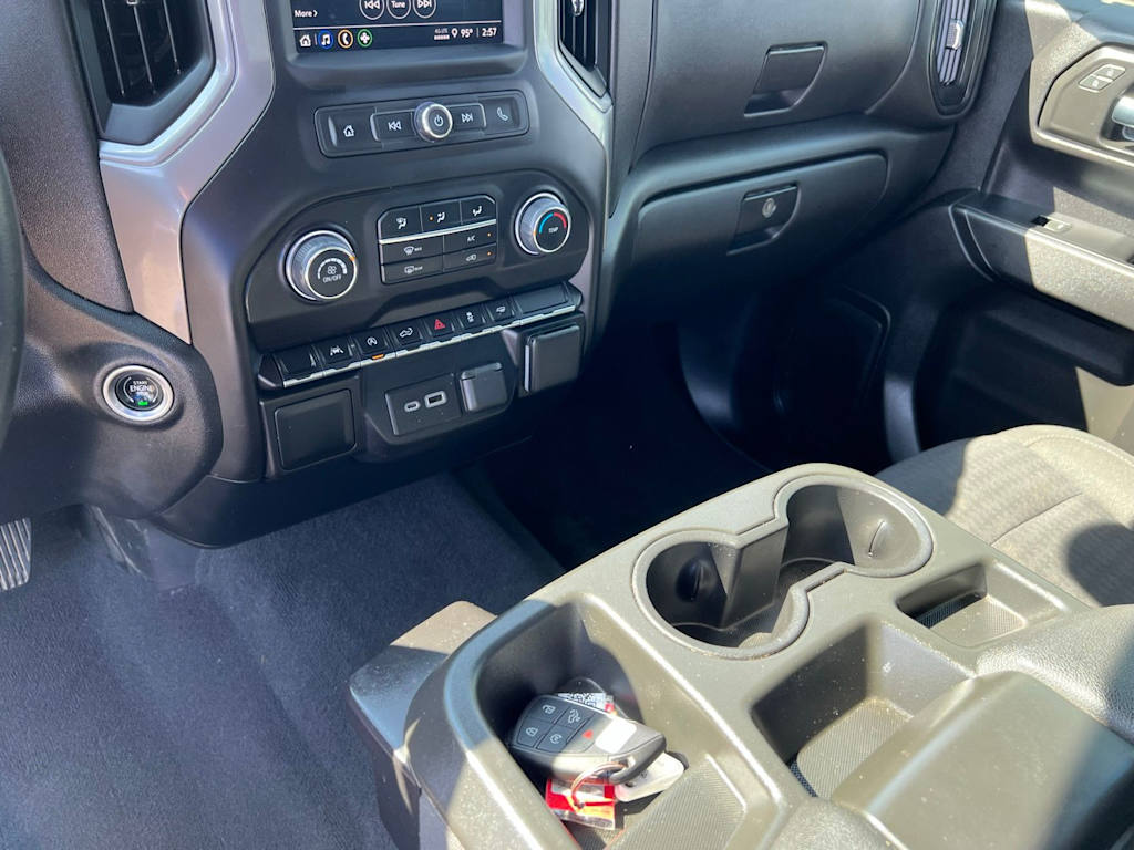 Thumbnail: 2022 Chevrolet Silverado 1500 - 43