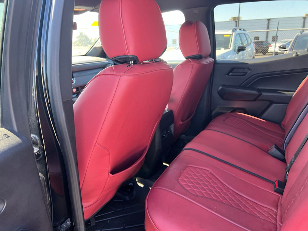 Thumbnail: 2024 Chevrolet Colorado - 9