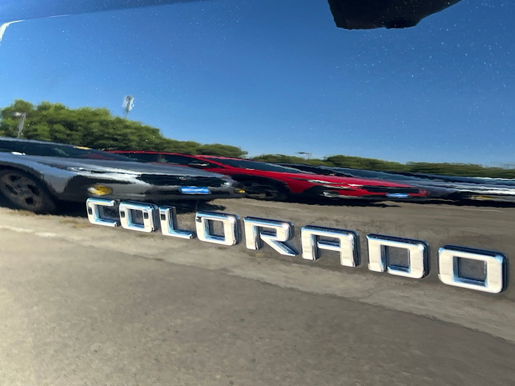 Thumbnail: 2024 Chevrolet Colorado - 24