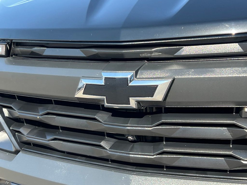 Thumbnail: 2024 Chevrolet Colorado - 6