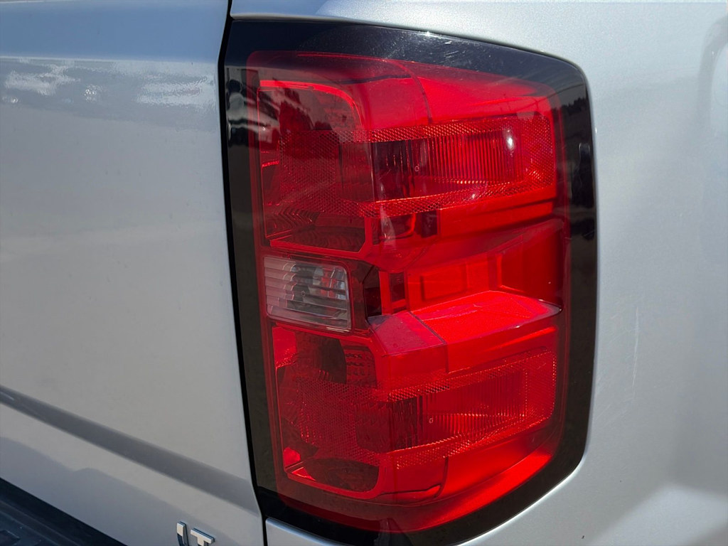 Thumbnail: 2014 Chevrolet Silverado 1500 - 22