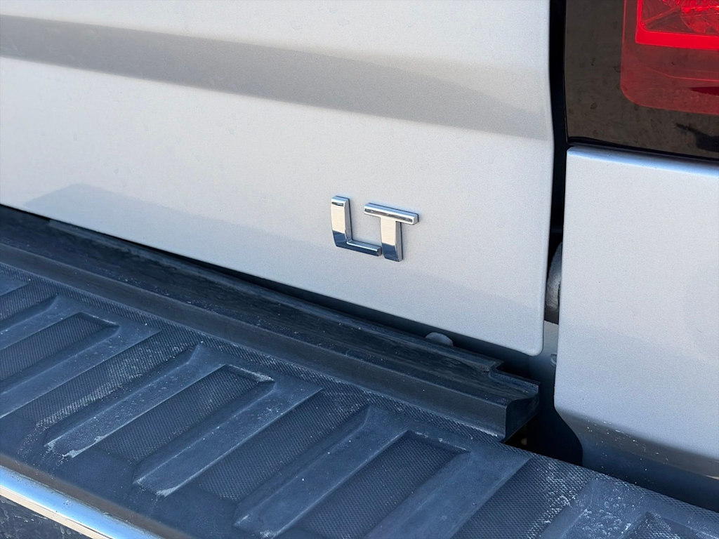 Thumbnail: 2014 Chevrolet Silverado 1500 - 23