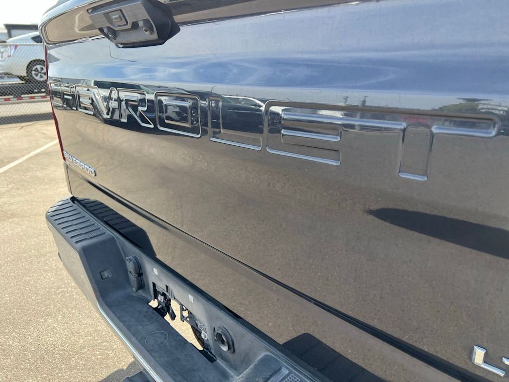 Thumbnail: 2024 Chevrolet Silverado 1500 - 18