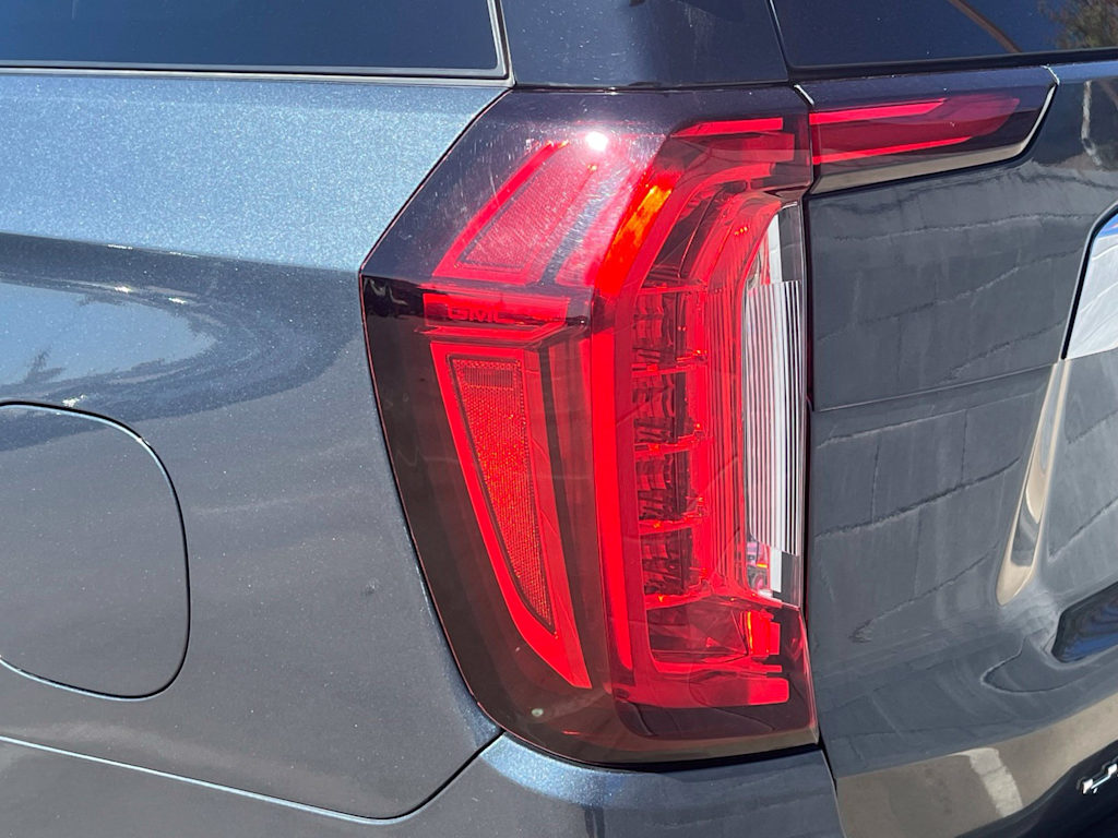 Thumbnail: 2021 GMC Yukon XL - 30
