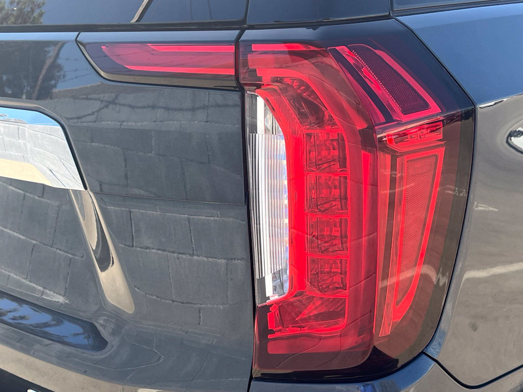 Thumbnail: 2021 GMC Yukon XL - 26