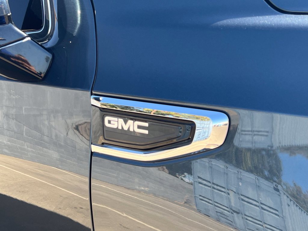 Thumbnail: 2021 GMC Yukon XL - 7