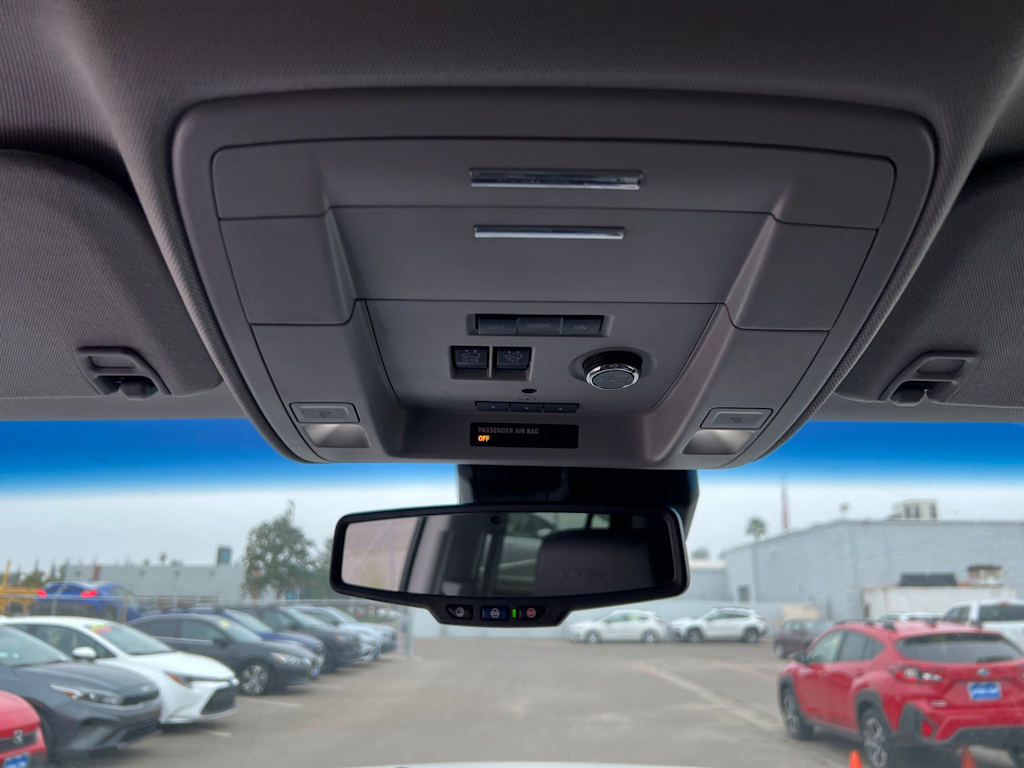 Thumbnail: 2020 GMC Yukon - 36