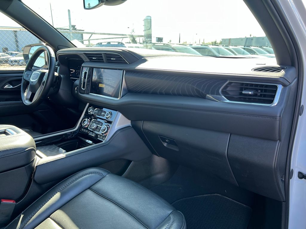 Thumbnail: 2024 GMC Yukon XL - 9