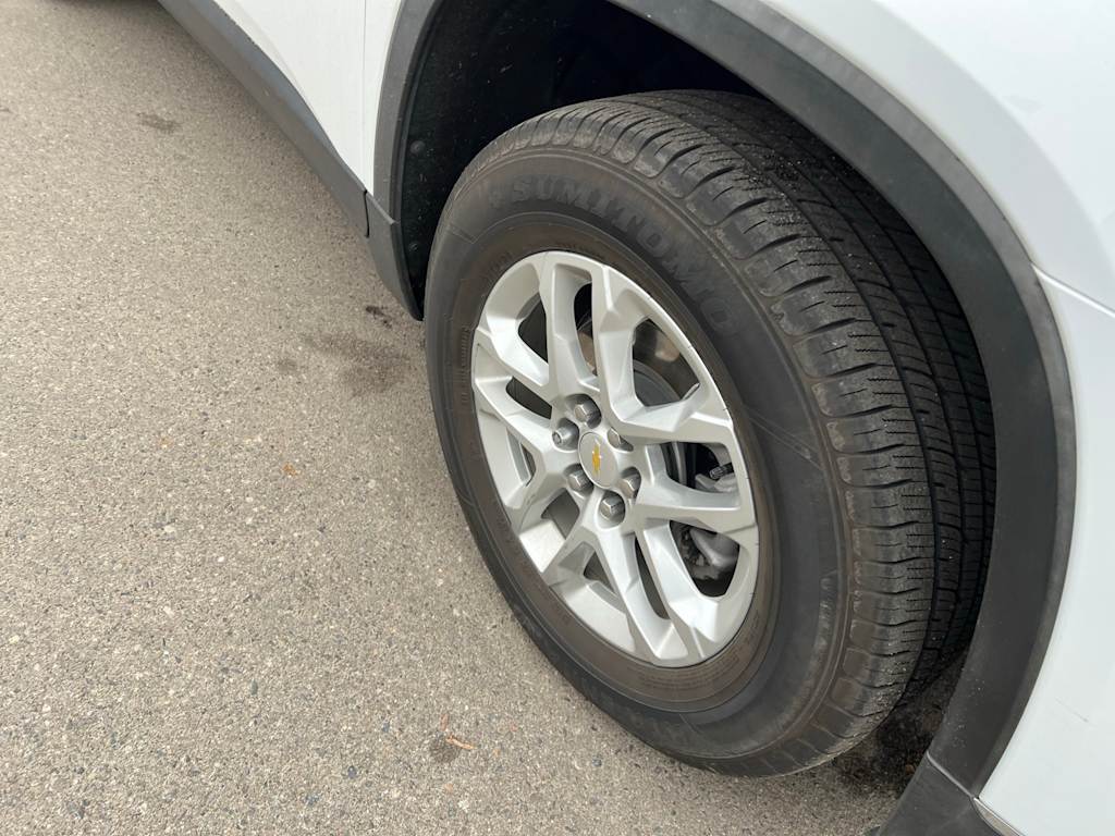 Thumbnail: 2021 Chevrolet Traverse - 31