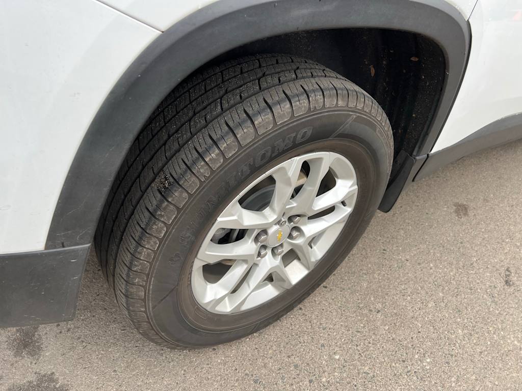 Thumbnail: 2021 Chevrolet Traverse - 27