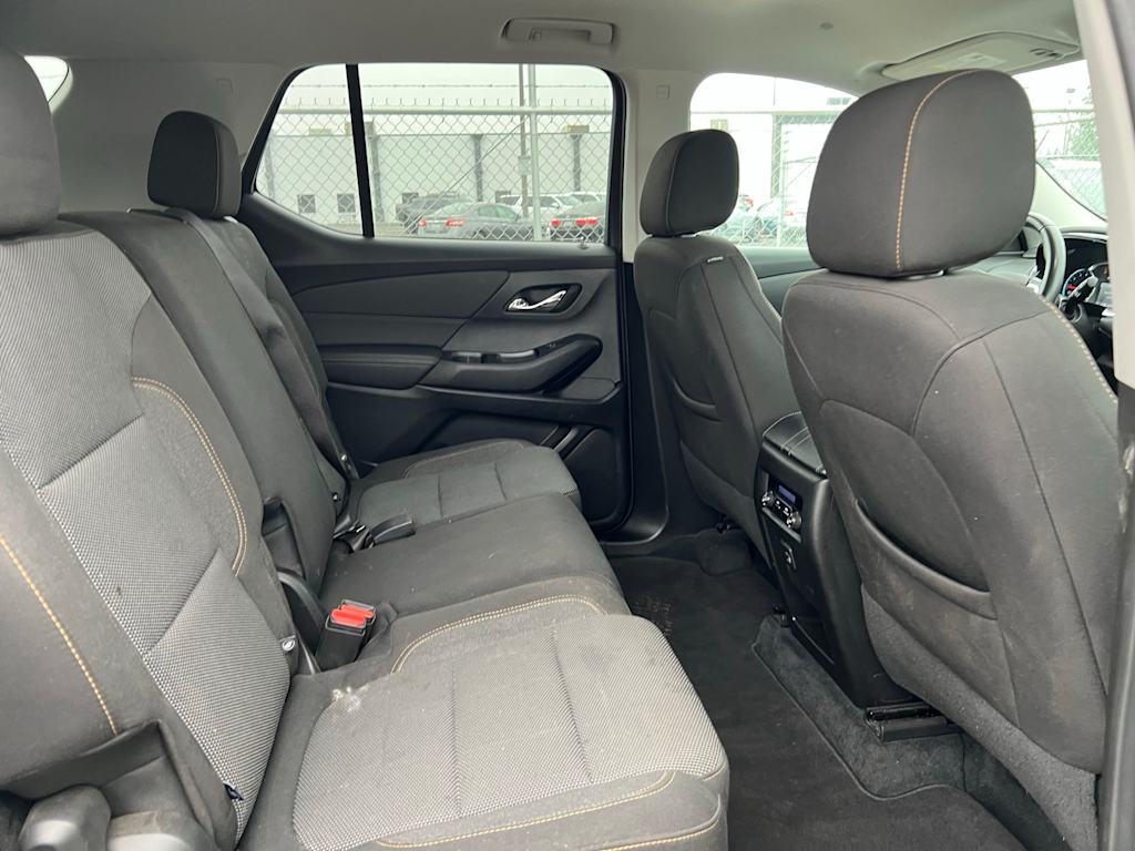 Thumbnail: 2021 Chevrolet Traverse - 29