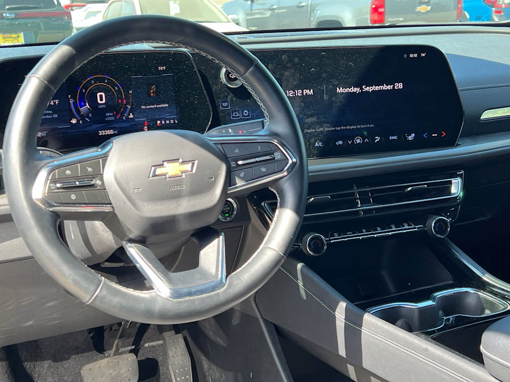 Thumbnail: 2025 Chevrolet Traverse - 2