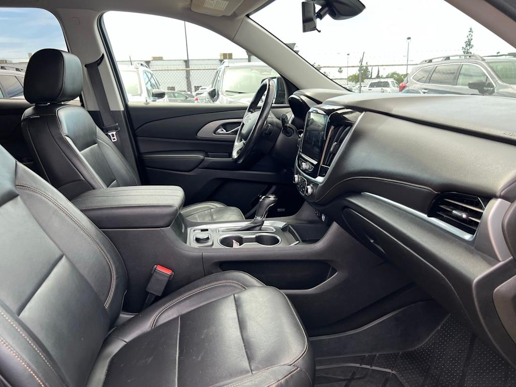 Thumbnail: 2020 Chevrolet Traverse - 11
