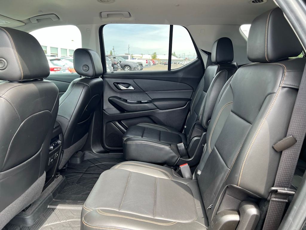Thumbnail: 2020 Chevrolet Traverse - 25