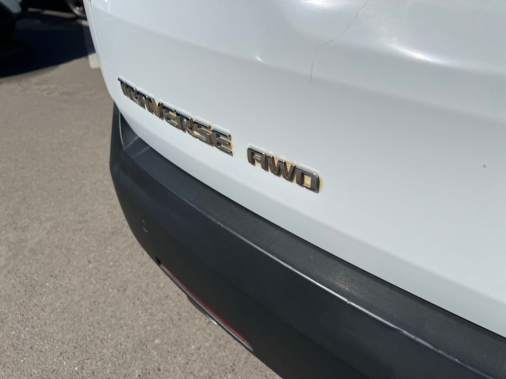 Thumbnail: 2023 Chevrolet Traverse - 7
