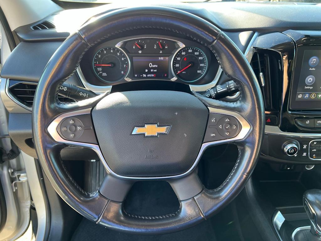 Thumbnail: 2021 Chevrolet Traverse - 14