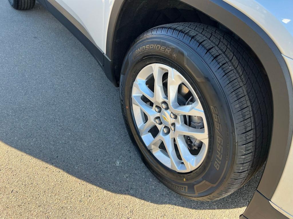 Thumbnail: 2021 Chevrolet Traverse - 34