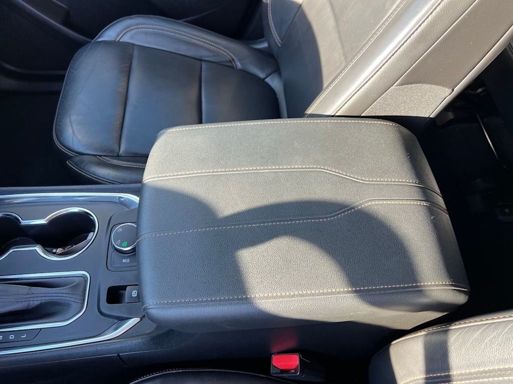 Thumbnail: 2021 Chevrolet Traverse - 43