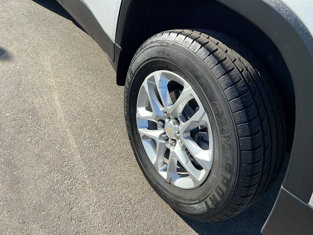 Thumbnail: 2021 Chevrolet Traverse - 27