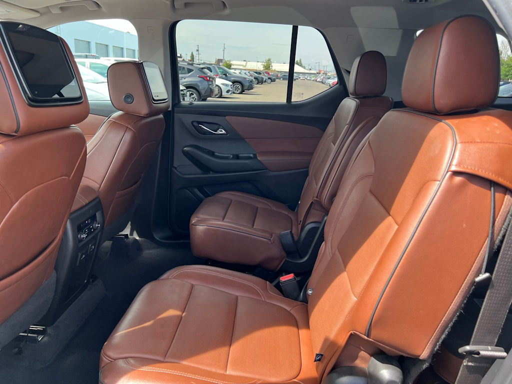 Thumbnail: 2021 Chevrolet Traverse - 28
