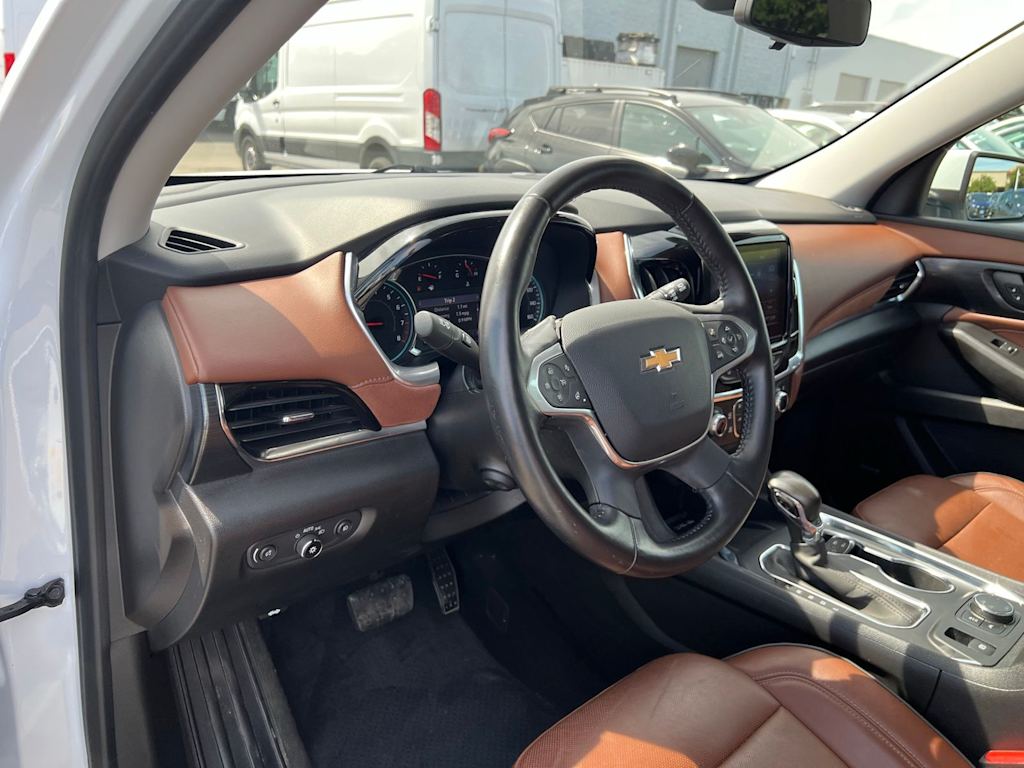 Thumbnail: 2021 Chevrolet Traverse - 2