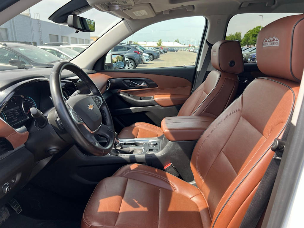 Thumbnail: 2021 Chevrolet Traverse - 10