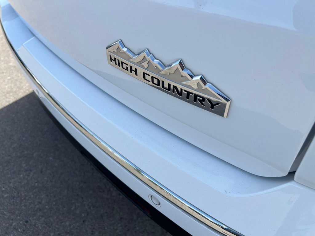 Thumbnail: 2021 Chevrolet Traverse - 22