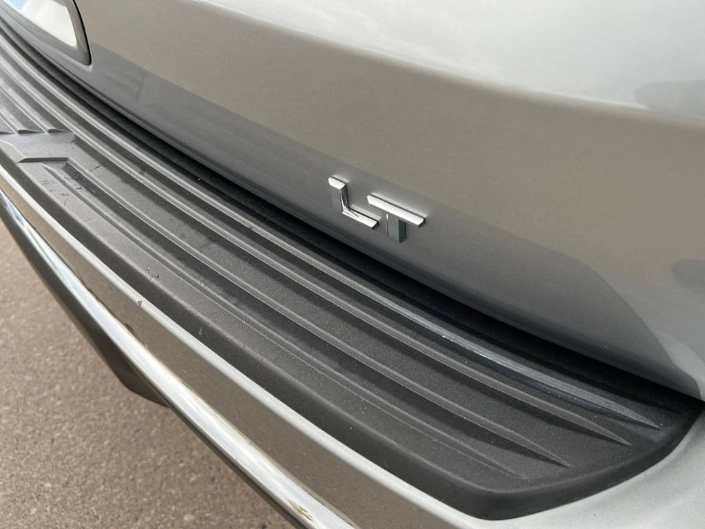 Thumbnail: 2025 Chevrolet Tahoe - 21