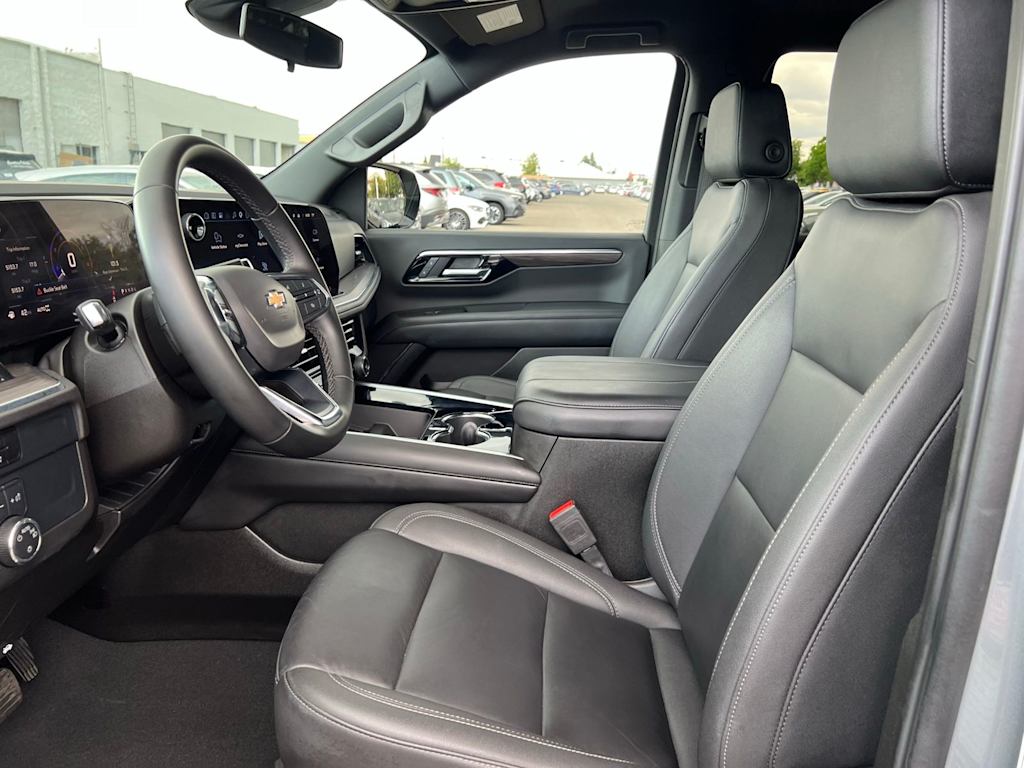 Thumbnail: 2025 Chevrolet Tahoe - 10