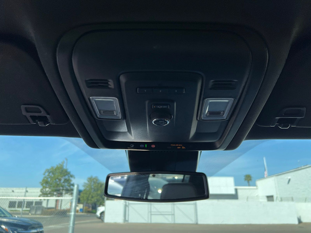 Thumbnail: 2024 Chevrolet Suburban - 36