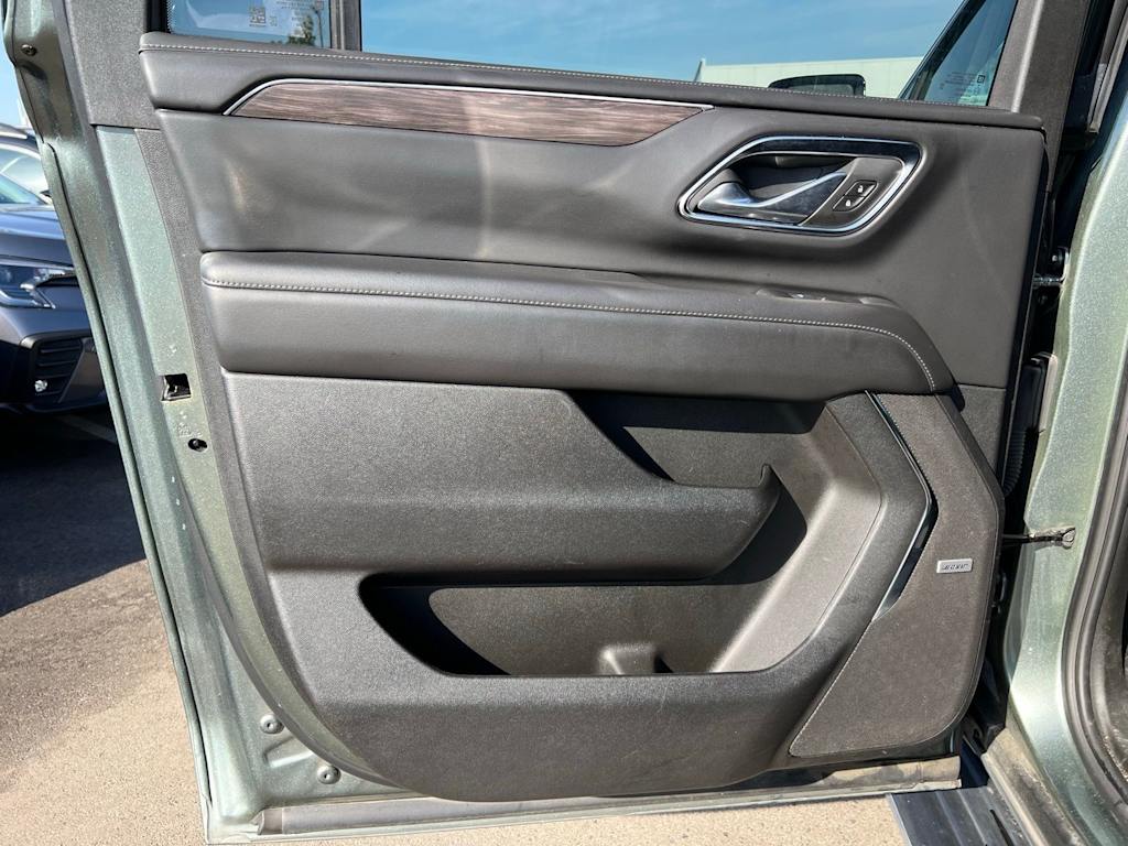 Thumbnail: 2024 Chevrolet Suburban - 27