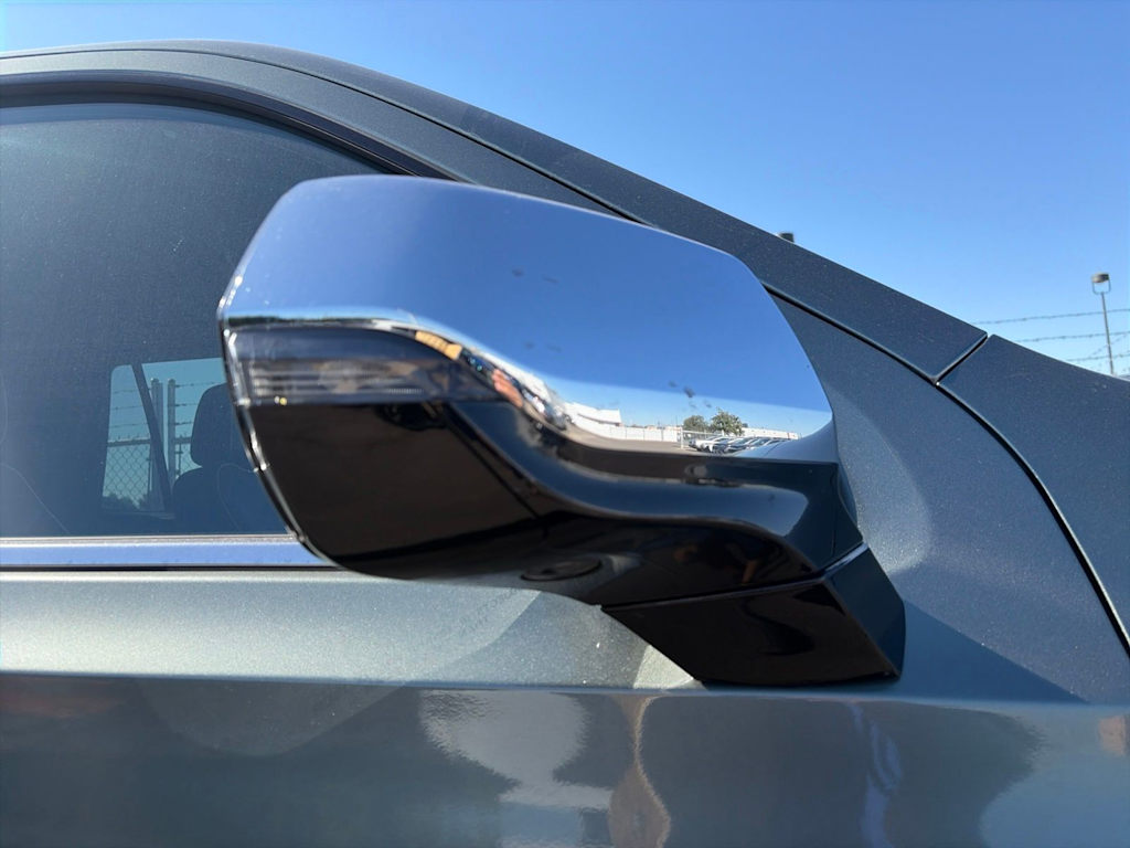 Thumbnail: 2024 Chevrolet Tahoe - 20