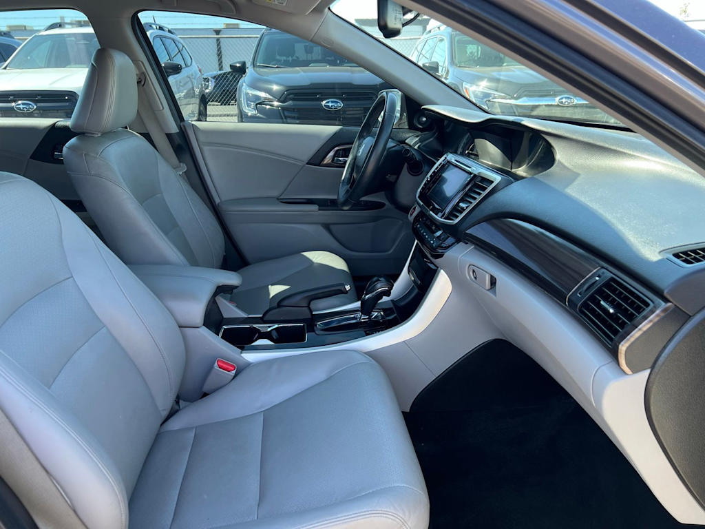 Thumbnail: 2016 Honda Accord - 33