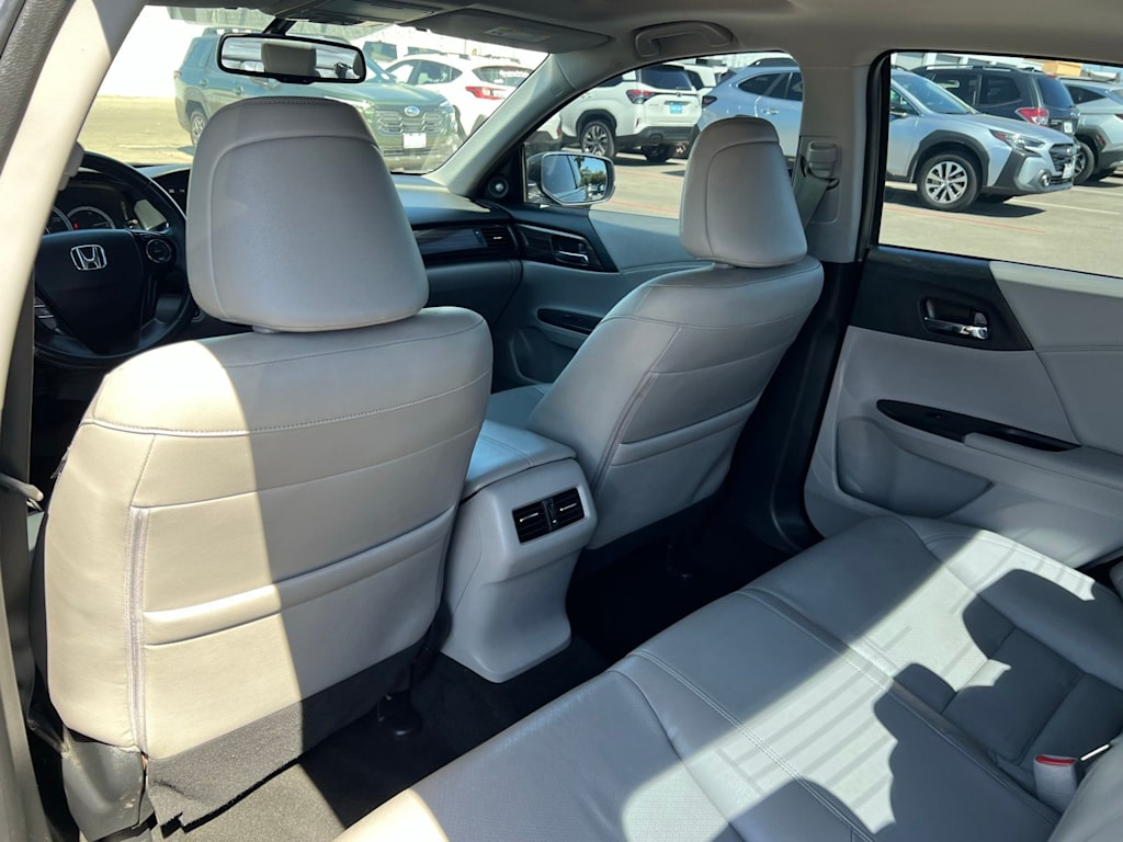 Thumbnail: 2016 Honda Accord - 12