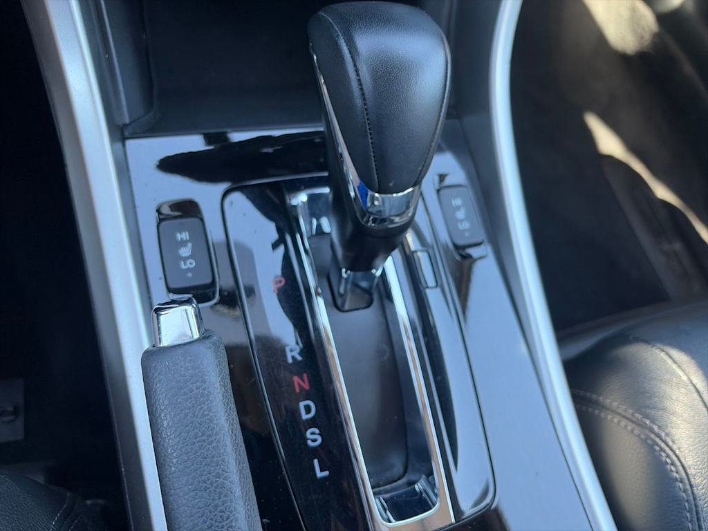 Thumbnail: 2017 Honda Accord - 13