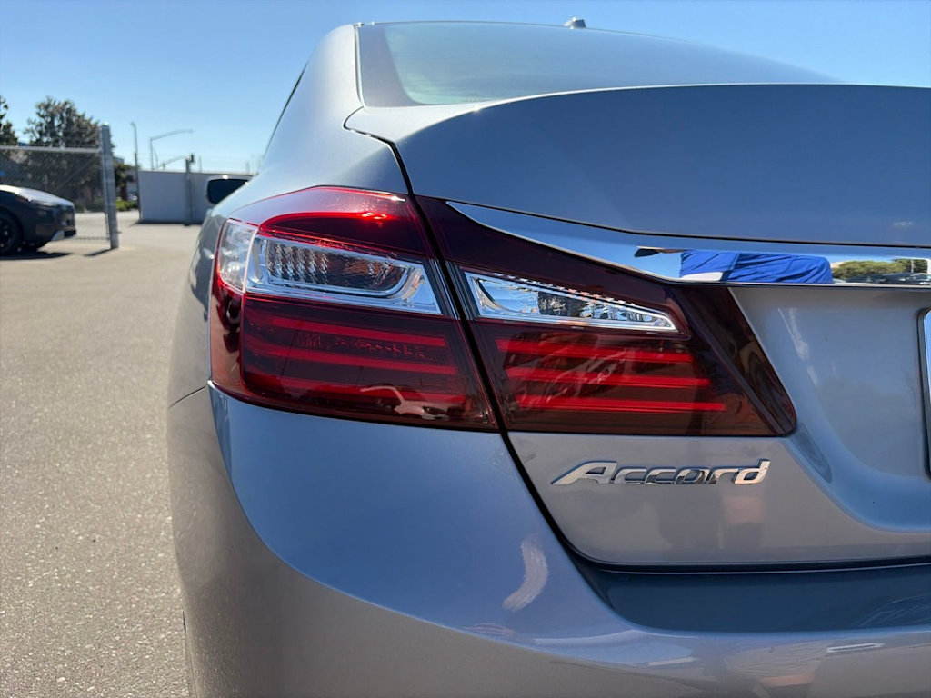 Thumbnail: 2017 Honda Accord - 28